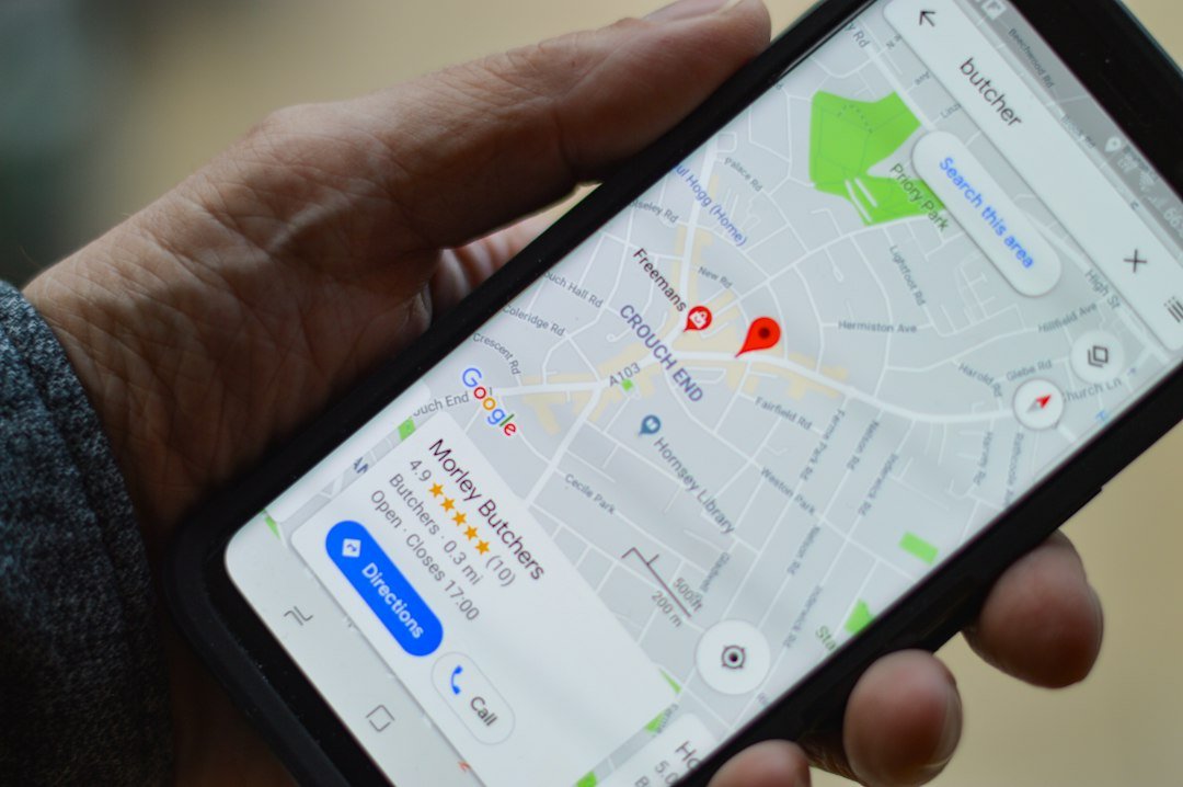 Google’s Local Results Changed Twice on October 7: WhatsApp Buttons Arrive, Healthcare Review Stars Fade